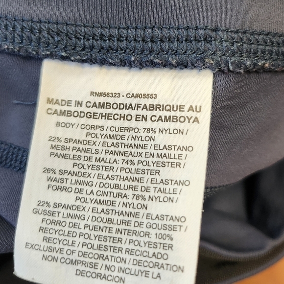 WOMEN'S NIKE CAPRI GREY LEGGINGS SIZE LG - Picture 9 of 9